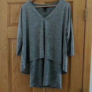 White House Black market |hi lo silver overlay top